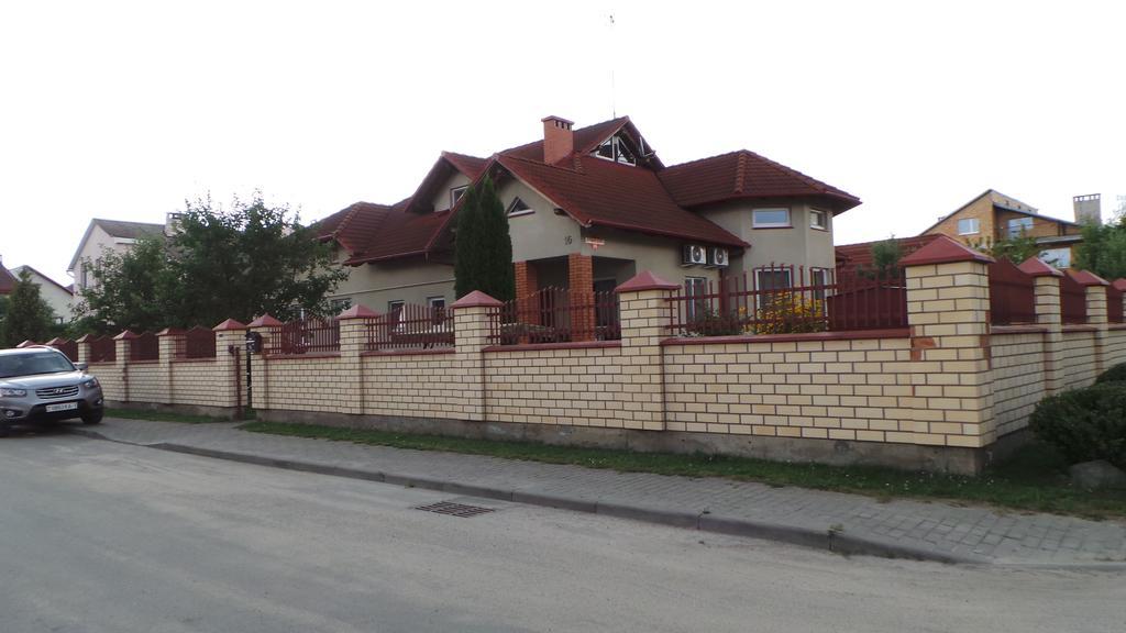 U Viktora Guest House Brześć Zewnętrze zdjęcie