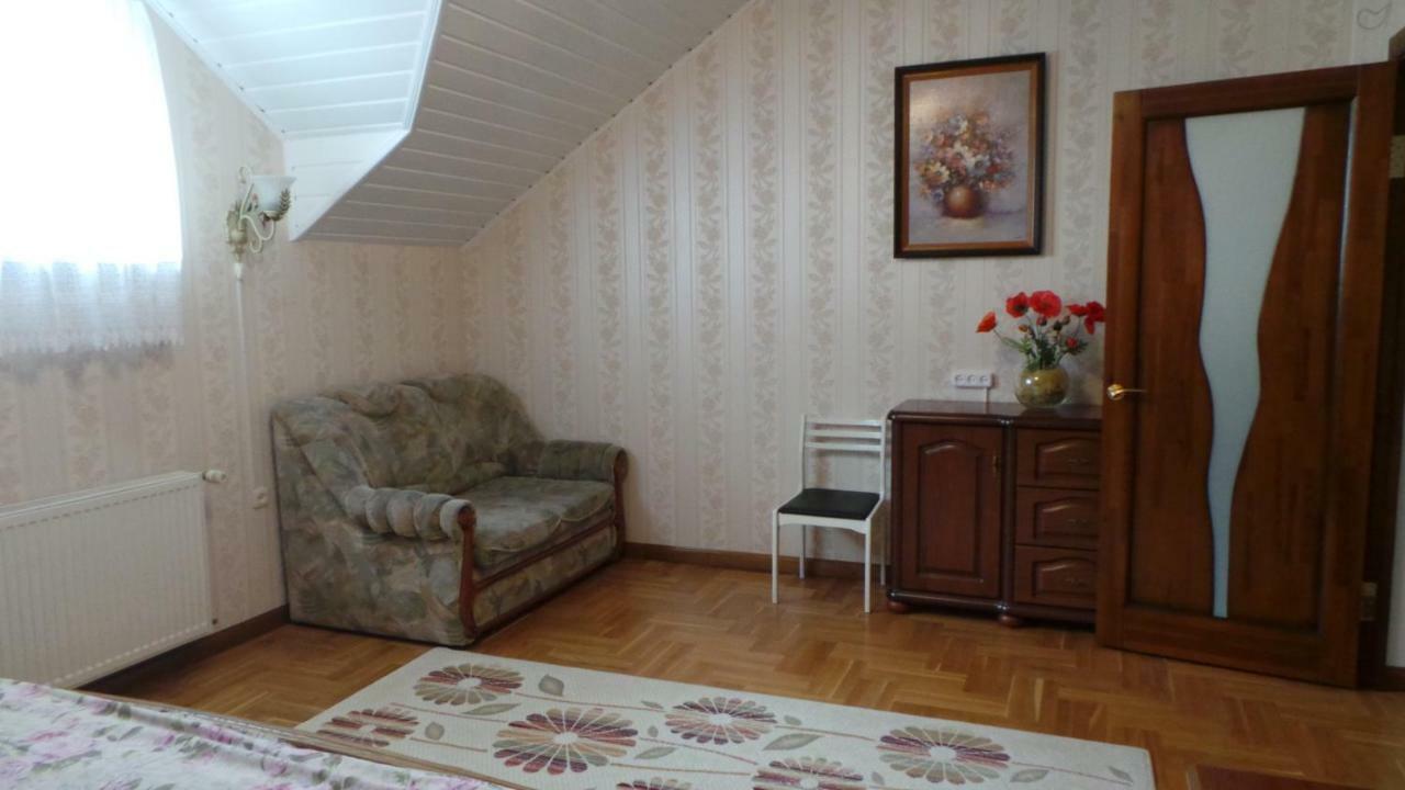 U Viktora Guest House Brześć Zewnętrze zdjęcie